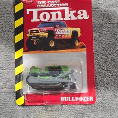 Tonka Die Cast Collection Bulldozer 1:64 Green/Gray Diecast Unopened Box