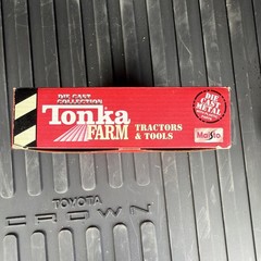 Maisto 12160 1:64 Scale Tonka Farm Tractors & Tools Die Cast Playset