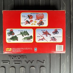 Maisto 12160 1:64 Scale Tonka Farm Tractors & Tools Die Cast Playset