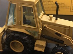 NZG #378 CAT Caterpillar 428 Backhoe Loader w/ Hammer – 1:50 – Limited Edition
