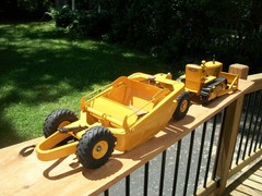 Doepke Caterpillar D6 Dozer & Earth Scraper
