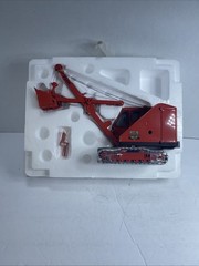 Schield Bantam Company C-35 Shovel 1:25 Die-Cast Orange Highly Detailed Replica