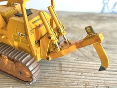 NZG 1/50 Scale Caterpillar CAT 983 Track Loader with Custom OROPS & Kelly Ripper