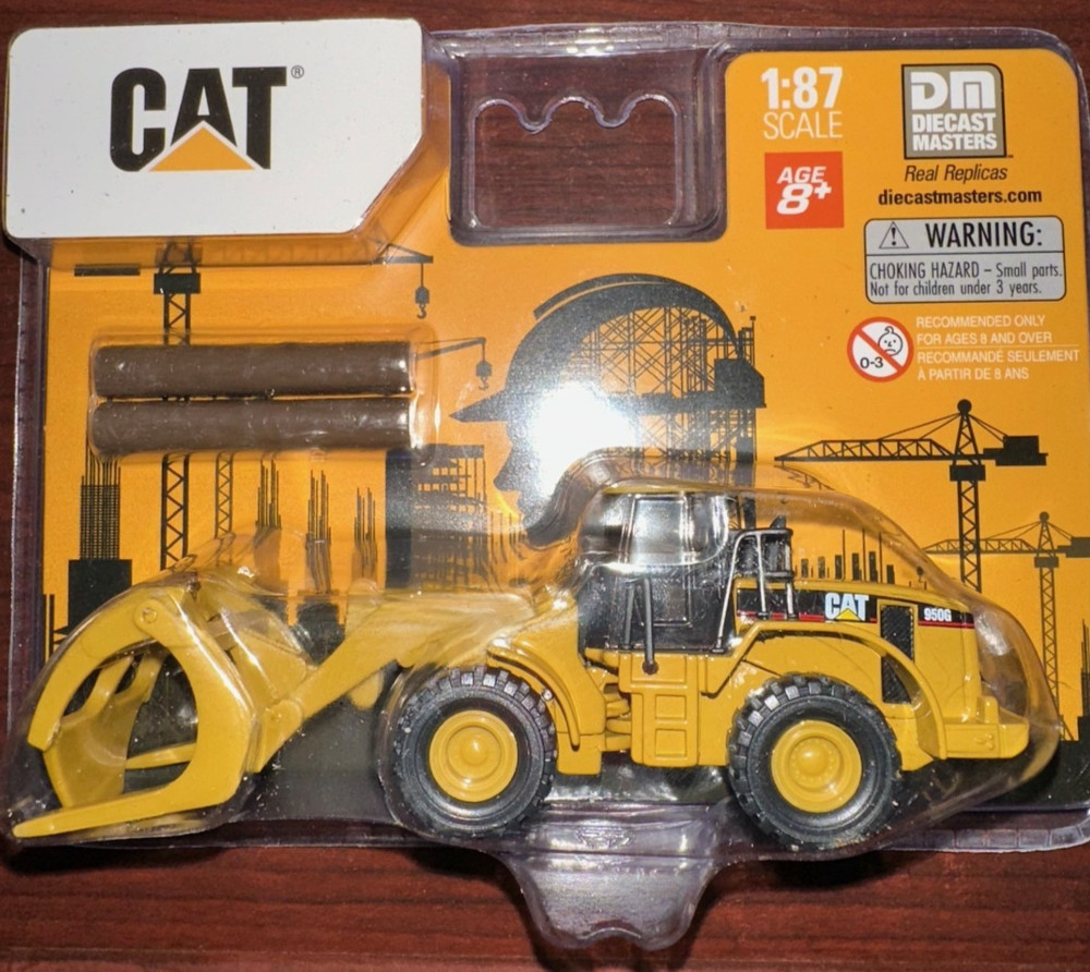 Diecast Masters 1/87 (HO) CAT 950G Wheel Loader Log Forks #84661CS