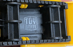 CAT Construction Mini Machine Bulldozer Toy State Plastic 3.5″