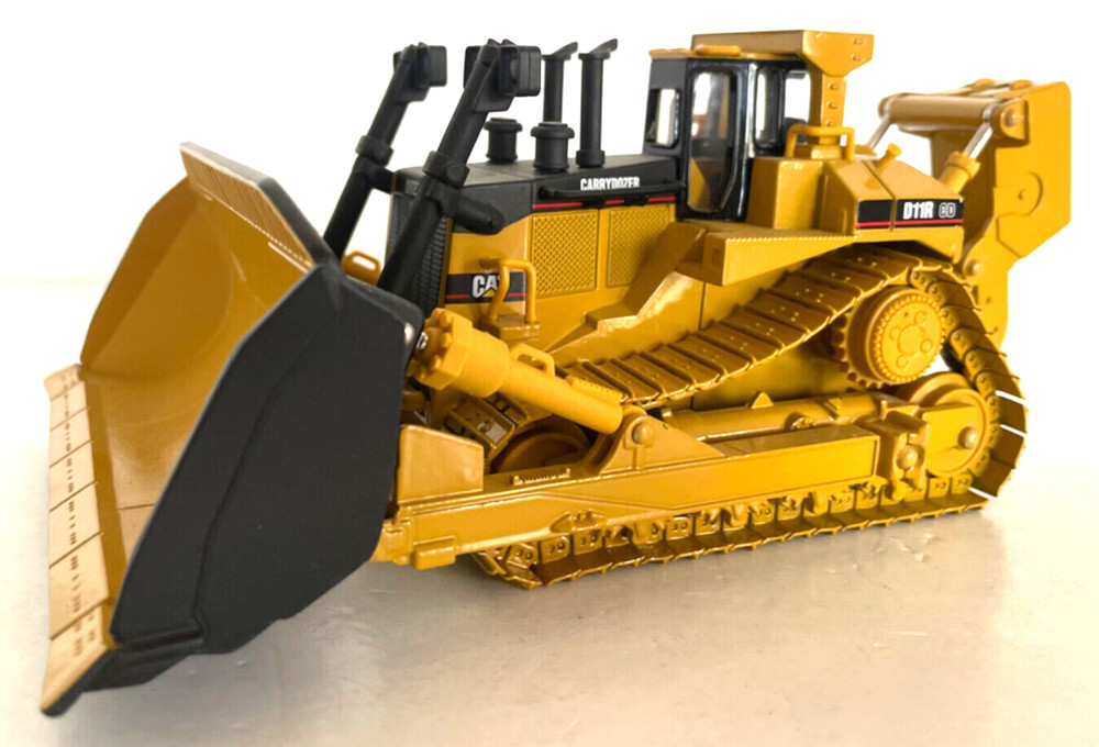 1:50 Caterpillar D11R Carrydozer Track-Type Tractor By Norscot