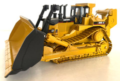 1:50 Caterpillar D11R Carrydozer Track-Type Tractor By Norscot