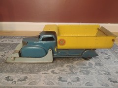 VINTAGE MARX LUMAR CONTRACTORS FRONT LOADER DUMP TRUCK PRESSED STEEL TOY