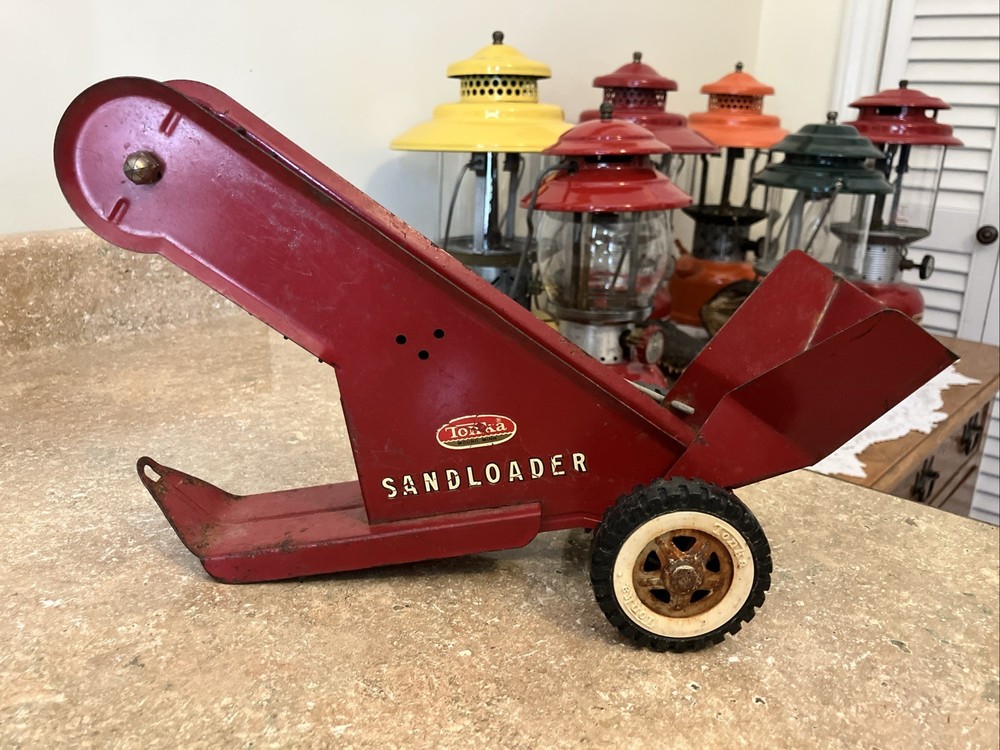 VINTAGE 1960’S RED TONKA TOYS SANDLOADER TOY VERY NICE