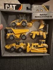 CAT Mini Machines Construction Toys 5 Piece Set New 2011 Box19
