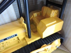 1990 VINTAGE John Deere Crawler Bulldozer No. 521 Ertl Diecast NEW in ORIG BOX