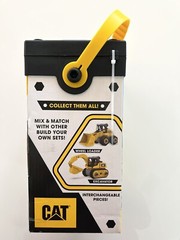 CAT Construction Toys Buildable DUMP TRUCK Junior Crew NEW SEALED Item No. 80901