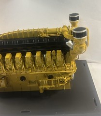Caterpillar G3616 A4 Gas Compression Engine 1:25 Diecast Masters 85706 High Line