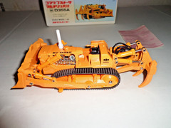 1/50 Yonezawa Diapet Komatsu Bulldozer with Multi Ripper D355A made in Japan MIB