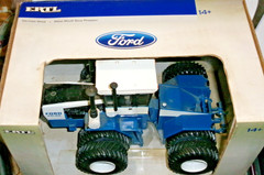 1/32 Ertl Die Cast Farm Toy, Ford FW-60, Articulated Farm Tractor w Duals Wheels