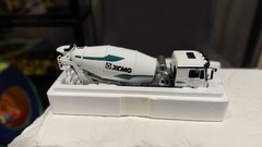 XCMG Cement Mixer Truck Diecast Model White Green Black Durable Series