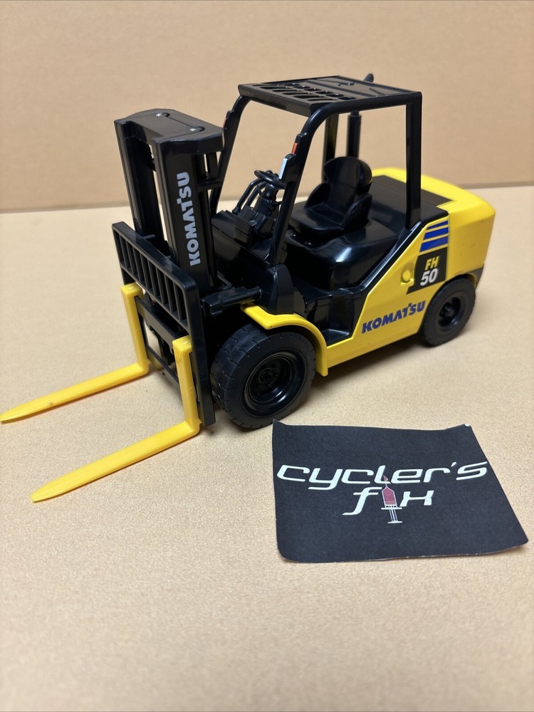 Used No Box Komatsu Model FH 50-2 Forklift 1/24 Scale Die Cast Model Cargo Ship