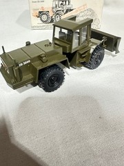 Zettelmeyer Dozer ZD 3000 Military Green By NZG 1/50th Scale