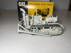 CONRAD 1:25 CAT 1931 MODEL SIXTY DIESEL CRAWLER w/custom Front Cable Blade