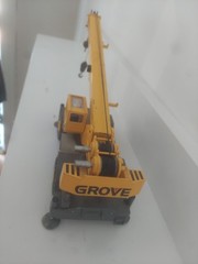 NZG Grove RT700E Crane Limited Edition #530 1:87 Scale Read Description