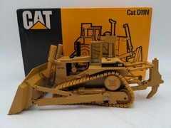 Conrad 2854 1:50 Cat D11N Track-Type Tractor With Impact Ripper/Box