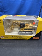Norscot 55160 1:50 Caterpillar 365C L Hydraulic Excavator w/Metal Tracks