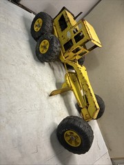 Tonka Road Grader 1960’s Pressed Steel 18 In. missing blade buy parts or restone