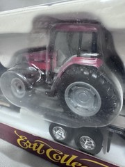 ERTL COLLECTIBLES KENWORTH T600B WITH FLAT-BED TRAILER & CASE IH MAXXUM NEW