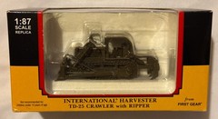 2007 First Gear International Harvester TD-25 Crawler with Ripper 1/87 Scale New