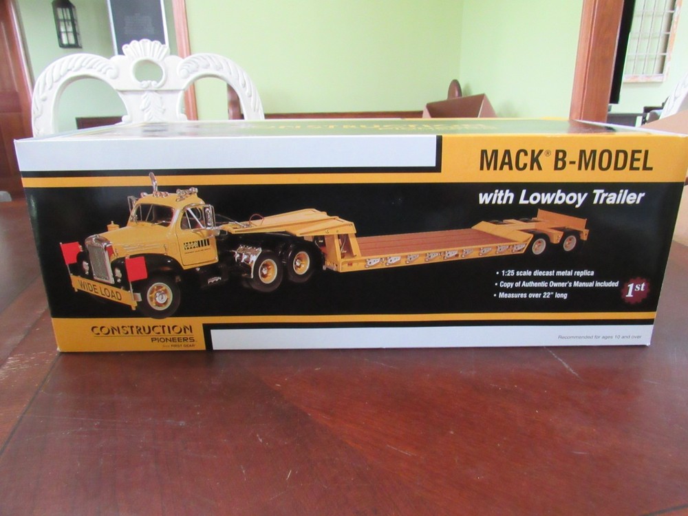 FIRST GEAR 1/25 CONSTRUCTION PIONEERS MACK B MODEL W/LOWBOY TRAILER – NIB