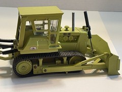Terex 82-50 NZG Diecast Bulldozer Green Vintage 1:40 Crawler Excavator
