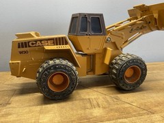 Ertl 1/16 Case W30 Loader Articulated Front End Loader Die Cast