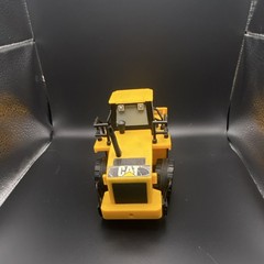 CAT Caterpillar Wheel Loader Construction Truck Toy Yellow Front End Loader