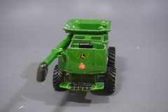 Ertl 15985 1:64 Die Cast Metal John Deere 9870 STS Combine No Attachments
