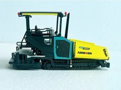 1/50 Scale AMMANN ABG 6820 TRACKED ASPHALT PAVER Green Diecast Model Toy Gift
