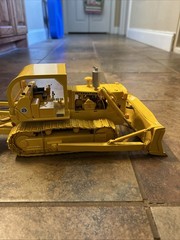 First Gear International TD-25 Crawler Dozer 1:25 Diecast Metal Yellow 79-0156