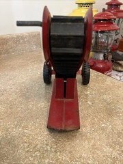 VINTAGE 1960’S RED TONKA TOYS SANDLOADER TOY VERY NICE