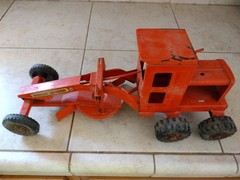 Vintage Marx 1950s Orange Lumar Power Road Grader Pressed Steel Toy USA NICE