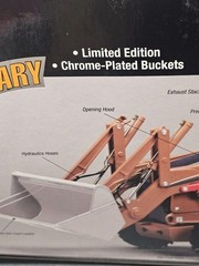 ERTL Case 580 Super M Series Backhoe 40th Anniversary 1/16 Chrome Buckets