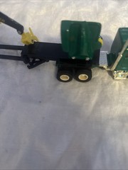 Timberjack Model 530B Knuckleboom Loader 1/64 Scale
