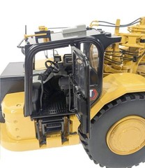 Caterpillar Cat 657 Push-Pull Scraper – CCM 1:24 Scale Diecast Model New 2026