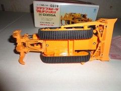 1/50 Yonezawa Diapet Komatsu Bulldozer with Multi Ripper D355A made in Japan MIB