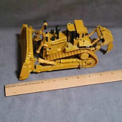 Norscot Group CAT Caterpillar D11R Track-Type Tractor Dozer, Diecast 1:50 Scale