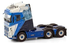WSI 01-3724 Kjeld Frederiksen – Volvo FH5 Globetrotter 6×2 Tag Axle – 1/50 MIB