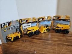 Cat Caterpiller Mini Machines Road Rippers Lot of 4 Excavator Bulldozer T3