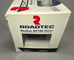 Norscot Roadtec RP190 Diecast Paver 1:50 NIB Realist Replica 2010 Model