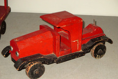 1930 FOLK ART WOOD HANDMADE SEMI TRUCK & STAKE BODY TRAILER ANTIQUE TOY SET-32″
