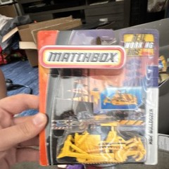 Matchbox High Bulldozer 1:64 Diecast Yellow/Black Construction Vehicle Unopened