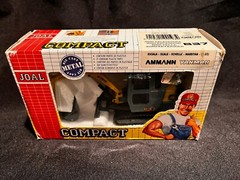 New In Box B37 Yamaha JOAL Die Cast Metal Compact Mini Excavator 1:35 With box