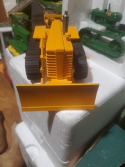 JOHN DEERE MC CRAWLER DOZER Diecast 1/16 GREAT CONDITION